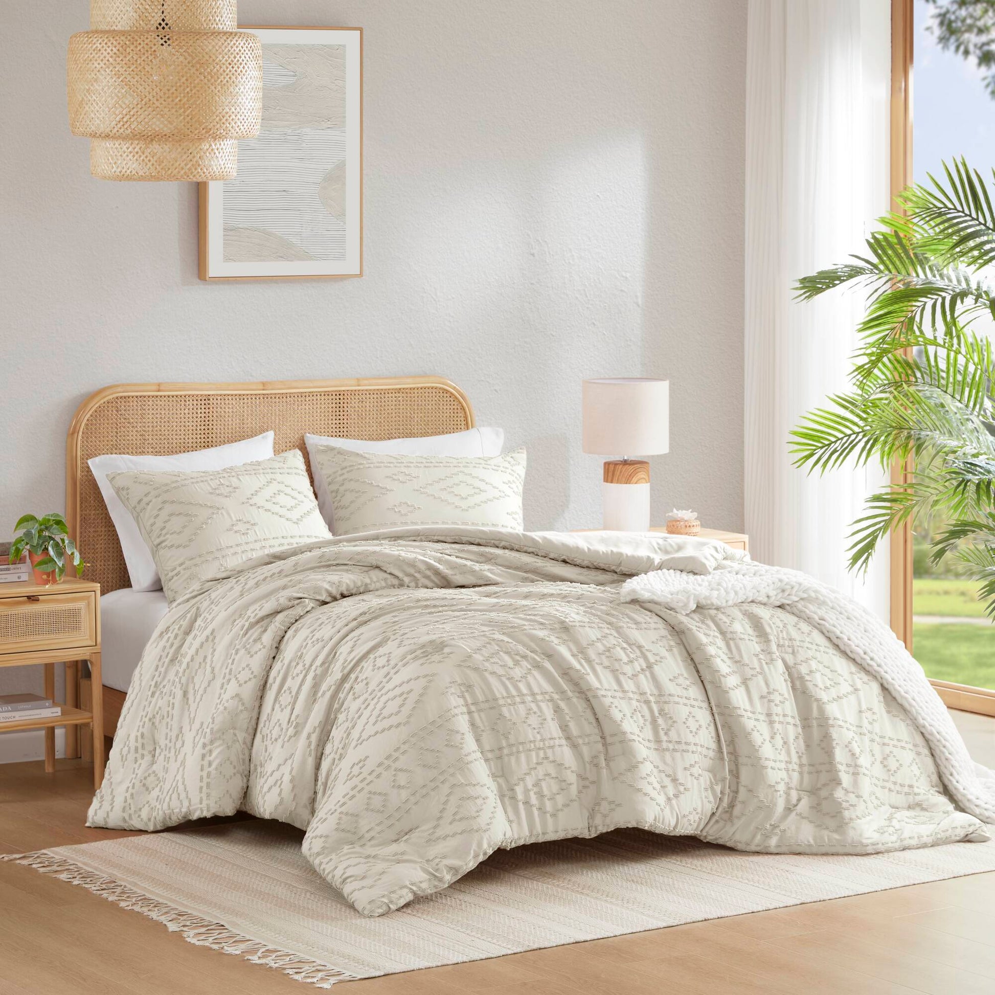 Gigi - Full/Queen Comforter Mini Set - Beige