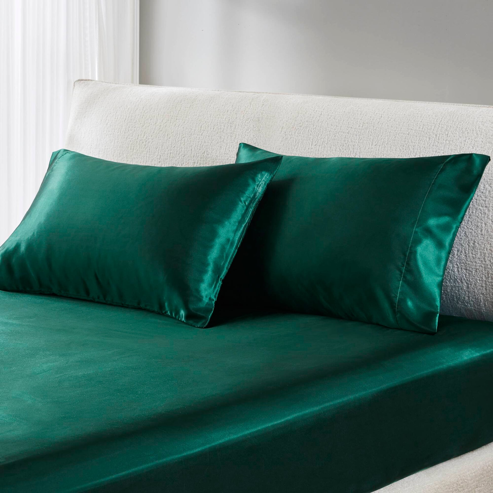 Satin - Standard Luxury Pillowcases (Set of 2) - Emerald