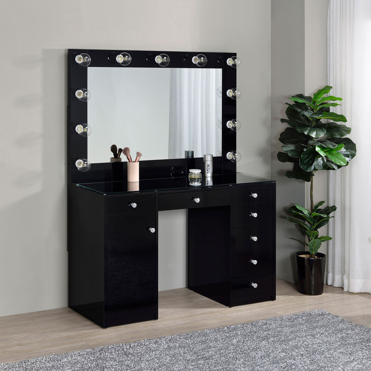 Fern - 7 Drawer Vanity Set With Mirror And Globe Lights