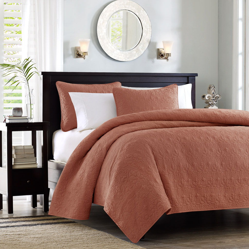 Quebec - 3 Piece King/California King Reversible Quilt Set - Clay Red
