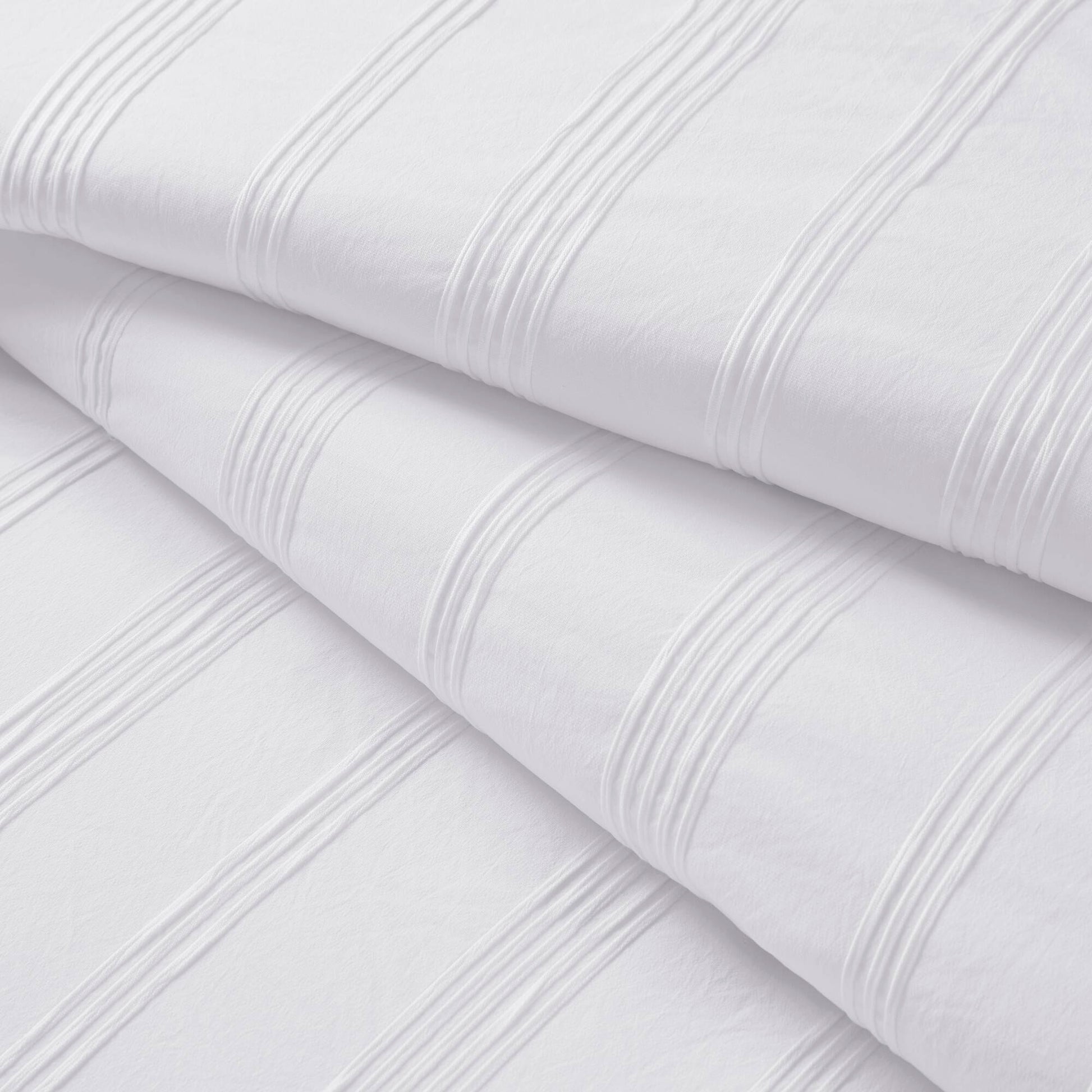 Logan - Queen Striped Comforter Set - White