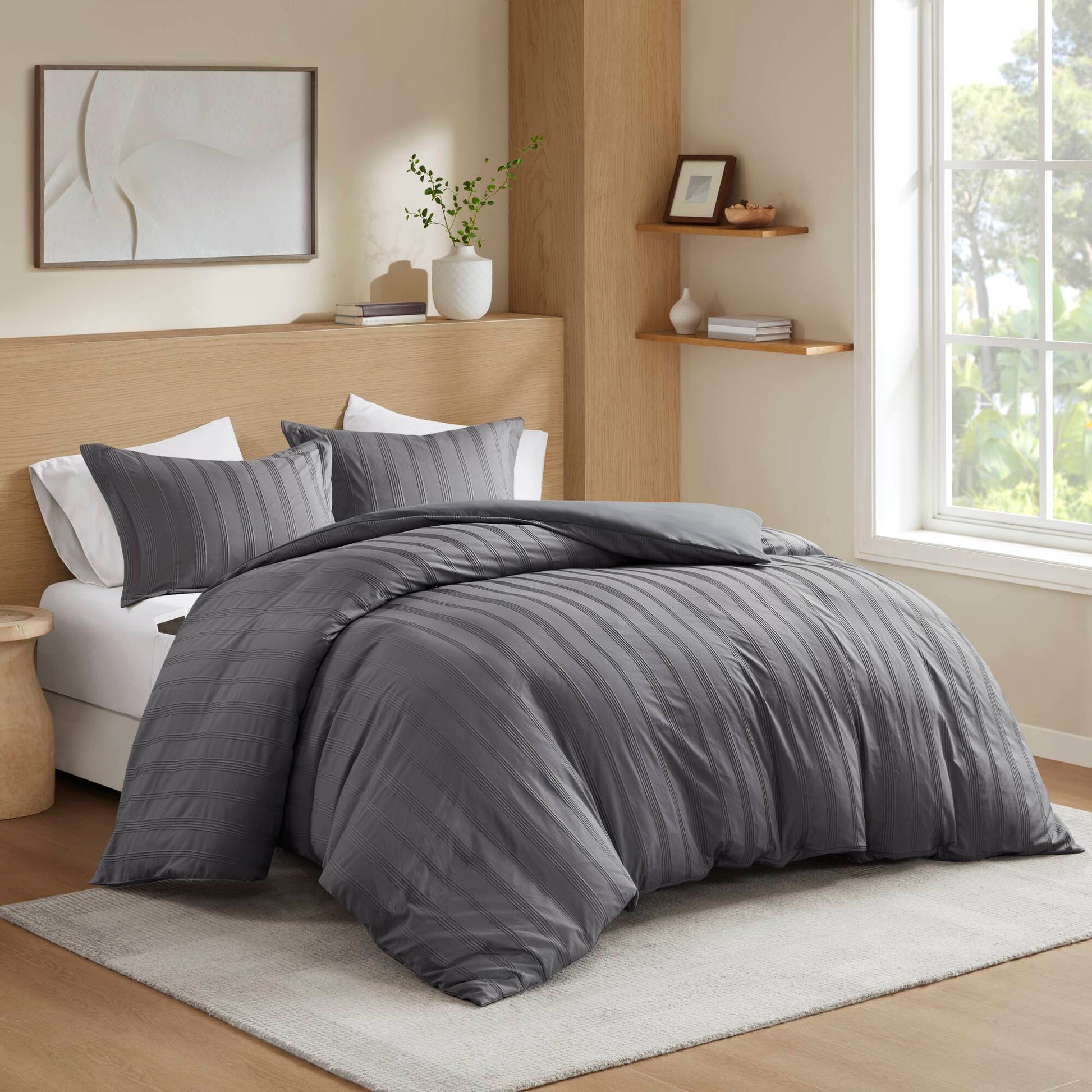 Logan - King Striped Duvet Set - Charcoal