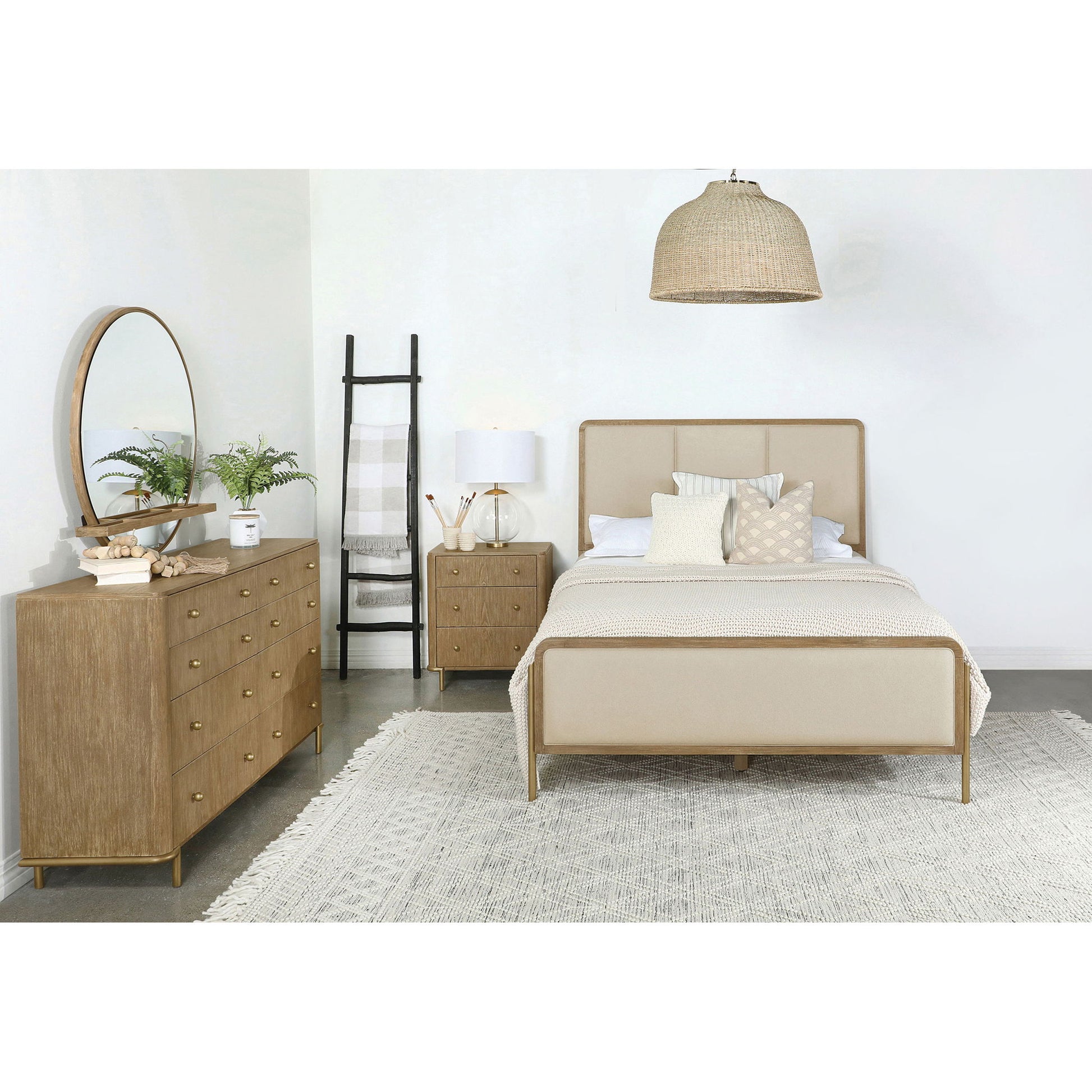 Benson - Eastern King Bedroom 4 Piece Set - Sand