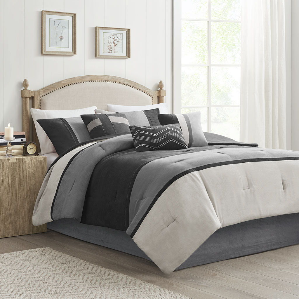 Palisades - Queen 7 Piece Comforter Set - Black