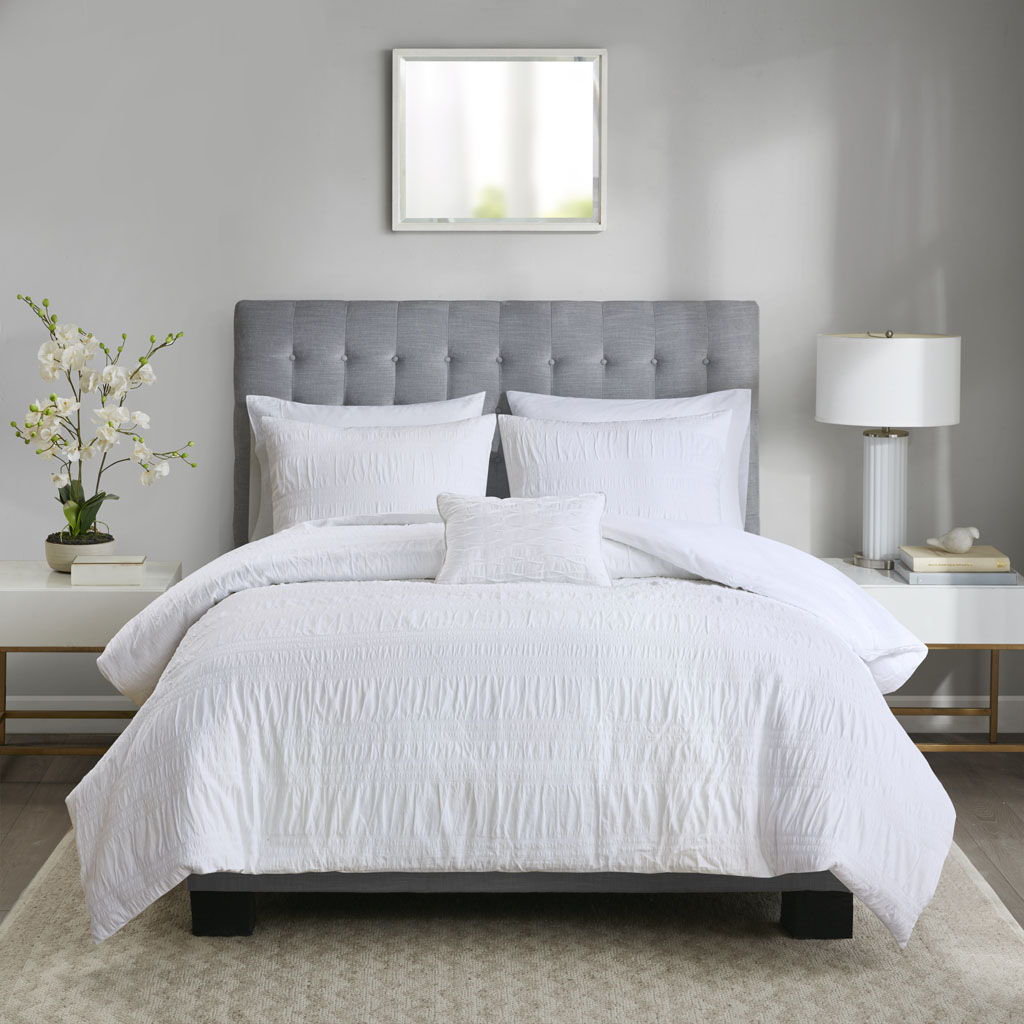 Nicolette - King 4 Piece Duvet Cover Set - White