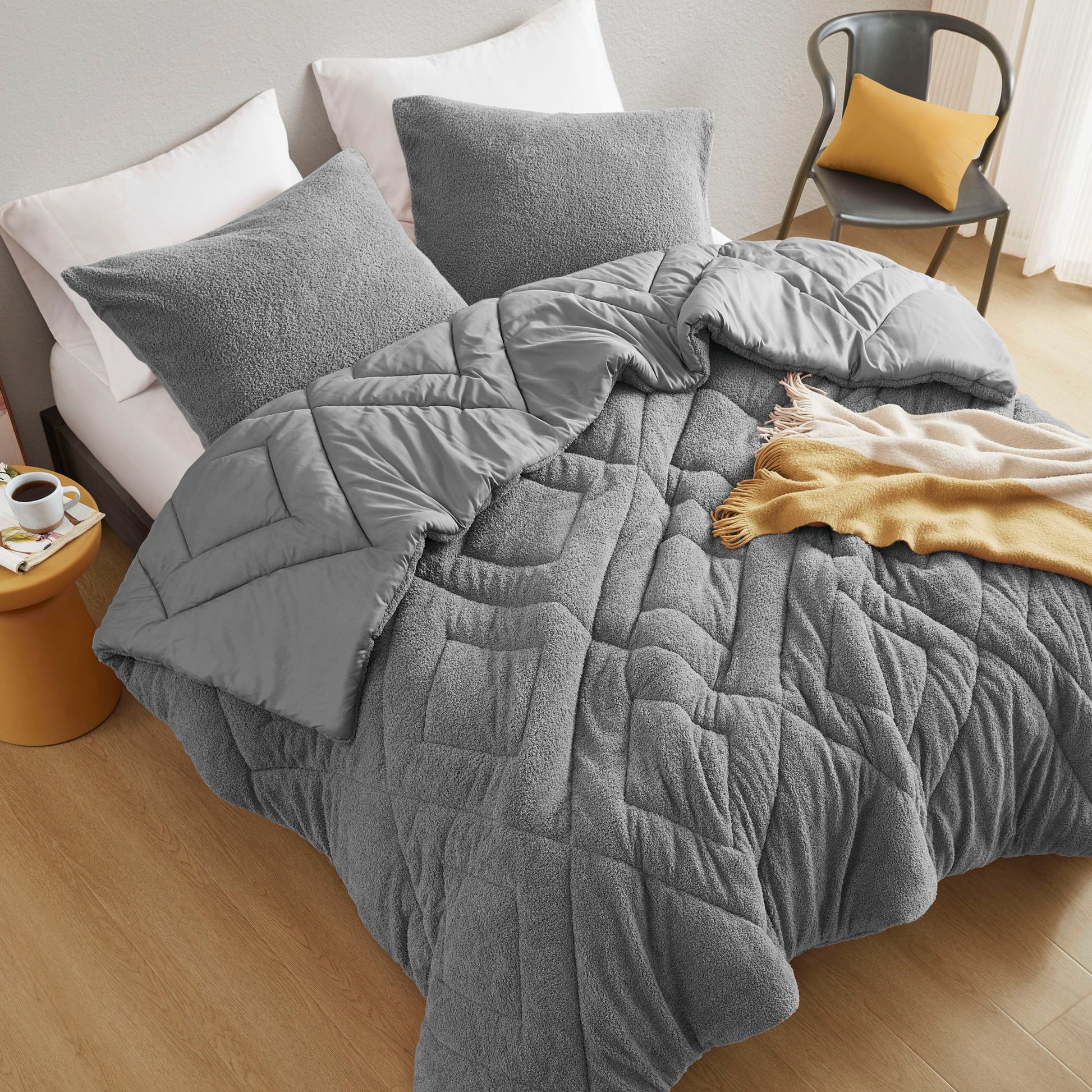 Kyla - Twin/Twin Long Double Diamond Quilted Teddy Comforter Set - Gray