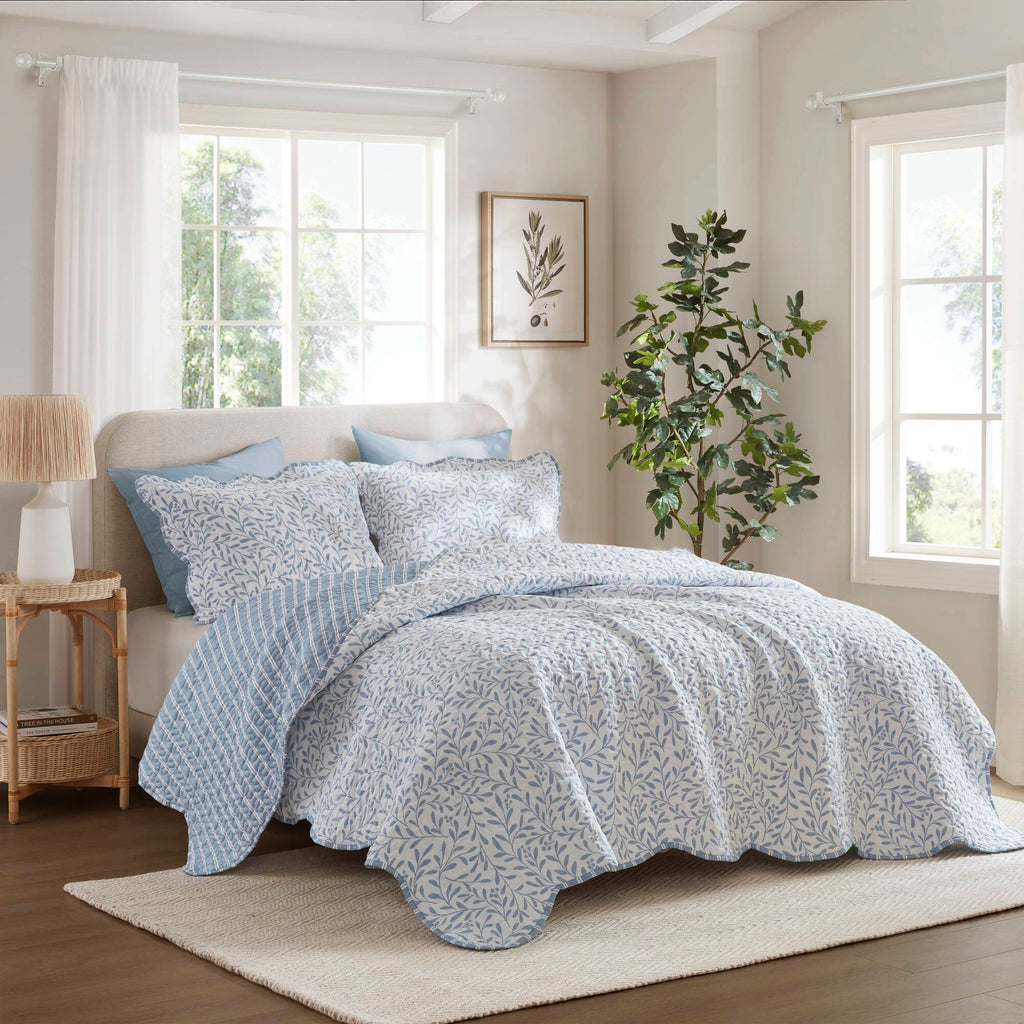 Darcy - 3 Piece Print King Quilt Set - Blue