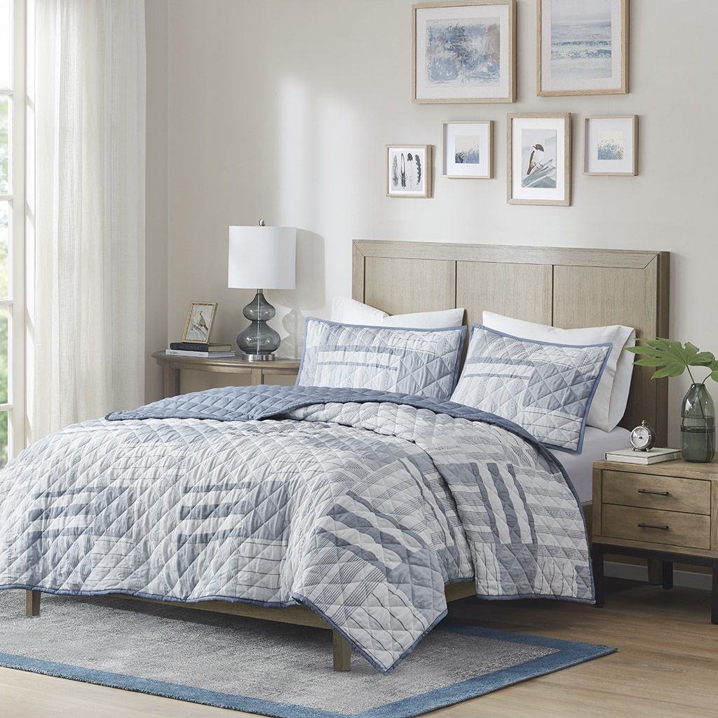 Graham - 3 Piece Full Jacquard Patchwork Quilt Set - Blue