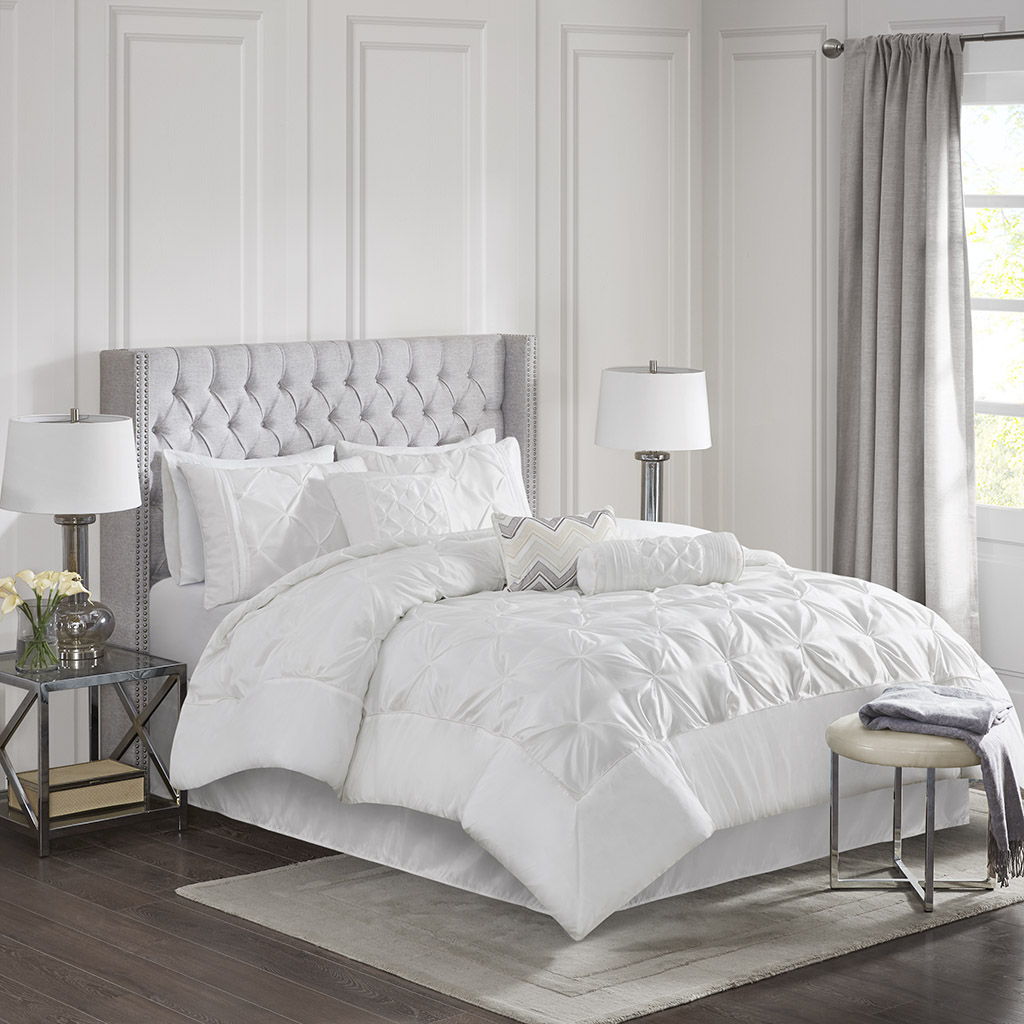 Laurel - 7 Piece Tufted Comforter Set - White