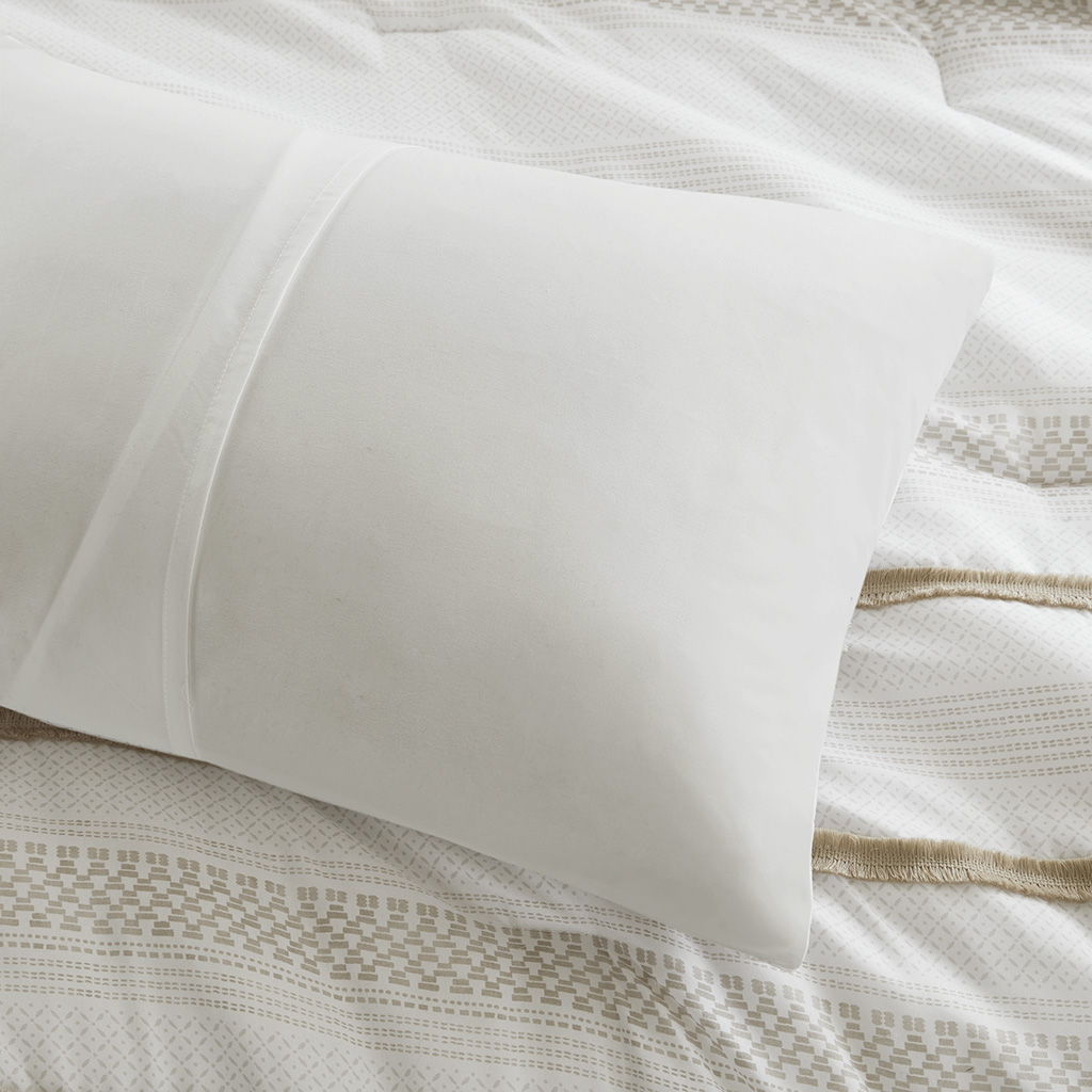 Carolina - 7 Piece Full/Queen Stripe Comforter And Quilt Set - Taupe