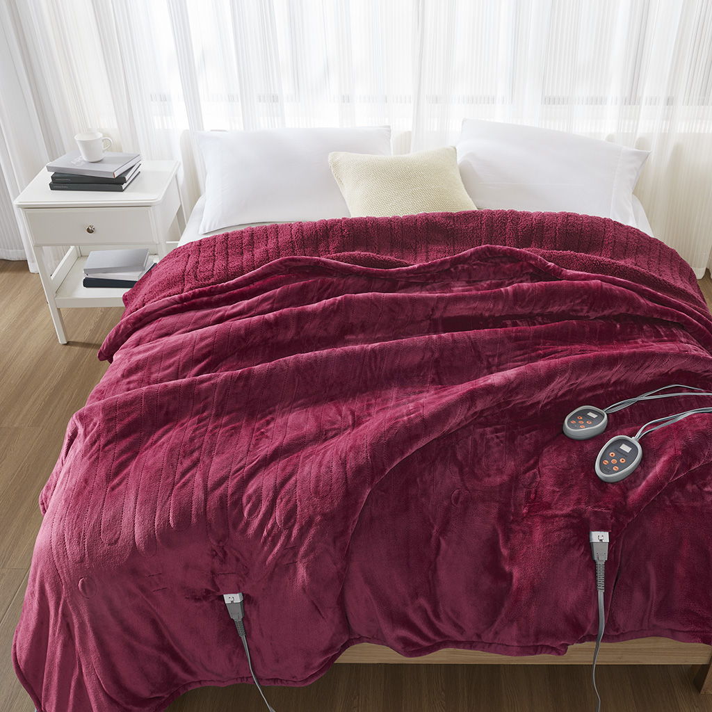 Heated Microlight to Berber - Queen Blanket - Red