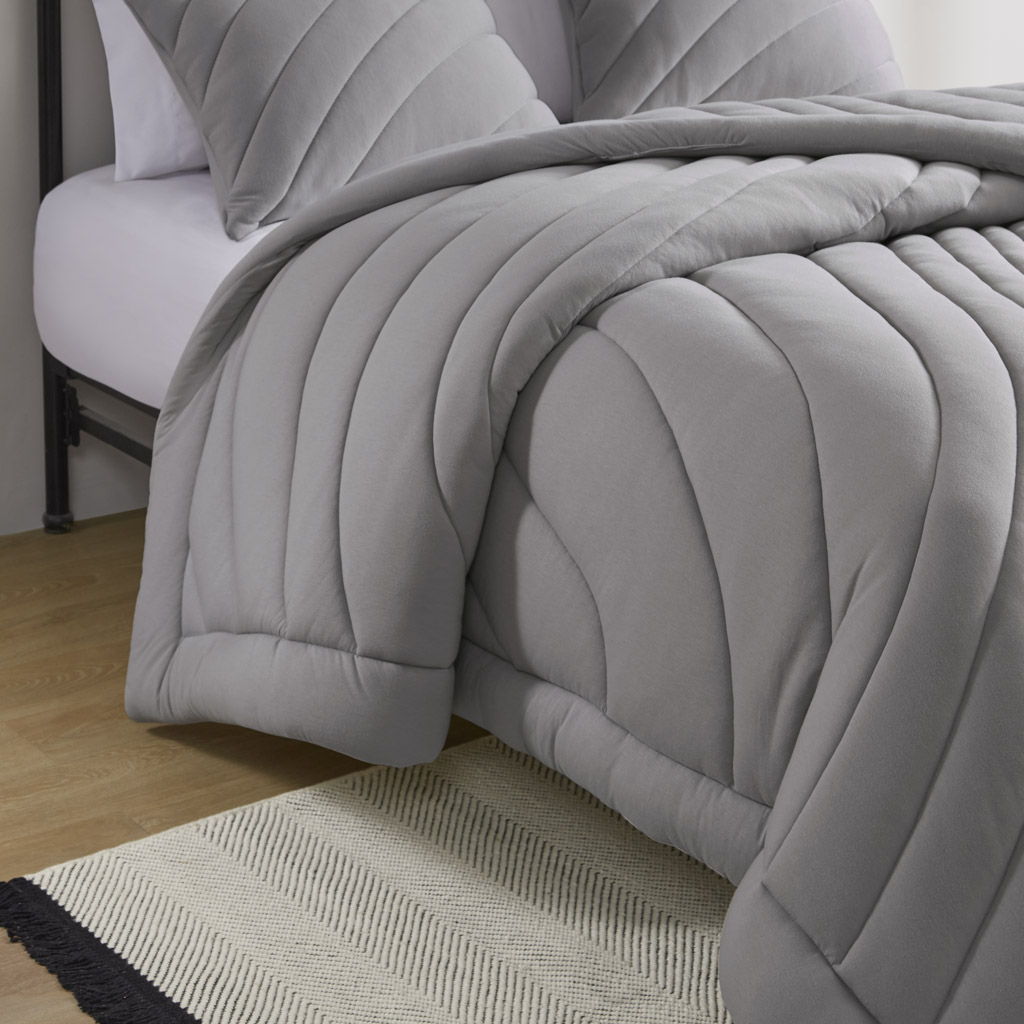 Juniper - Poly Jersey Puffy Queen Comforter Set - Gray