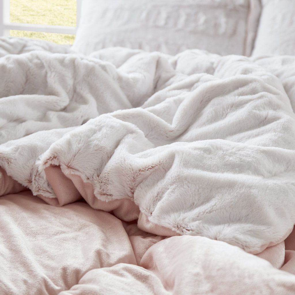 Gia - Twin Back Print Long Comforter Mini Set - Blush