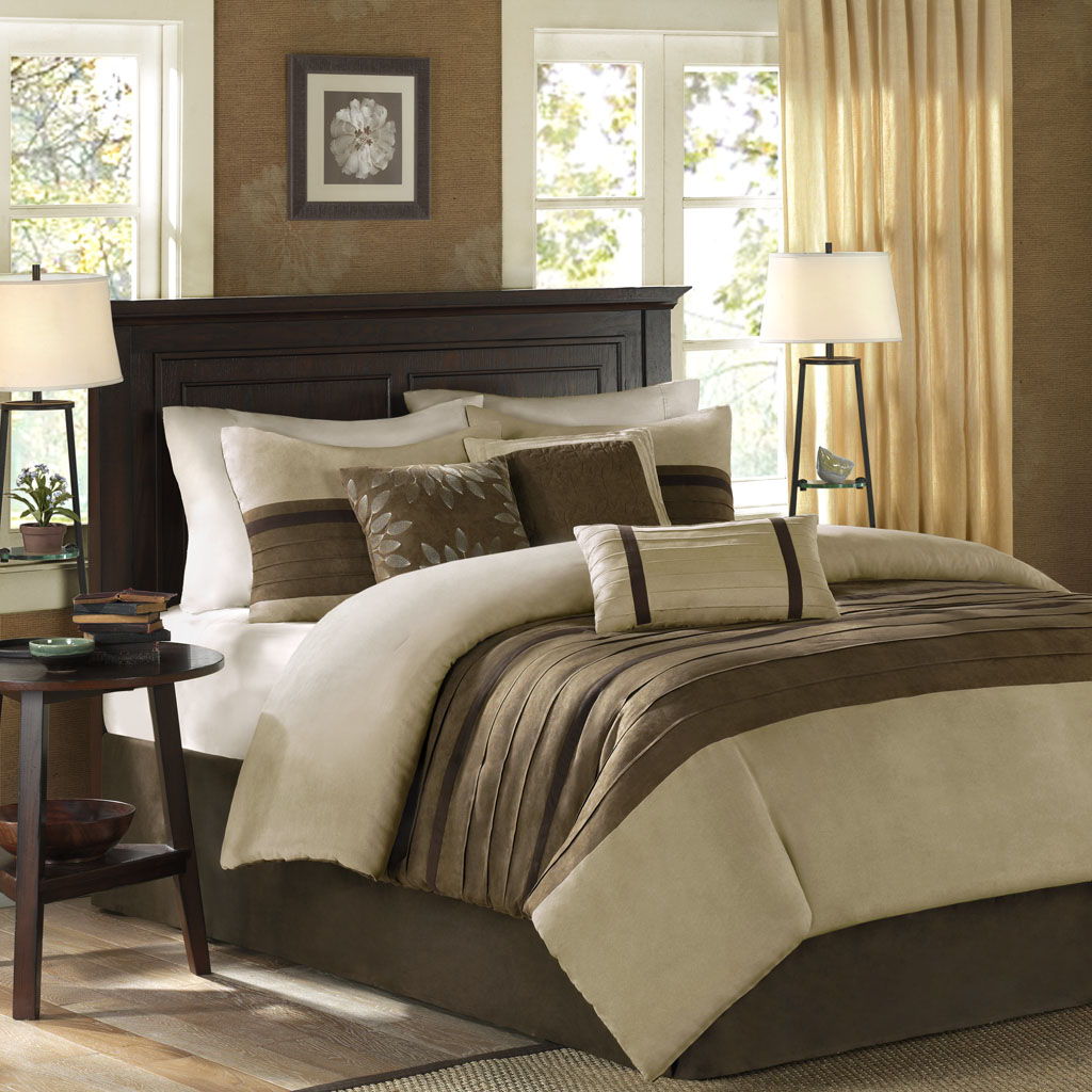 Palmer - King Piece Comforter (Set of 7) - Natural