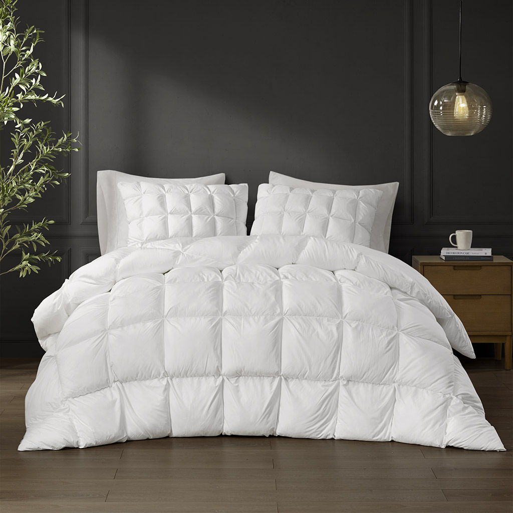 Stay Puffed - Overfilled Down Alternative King Comforter - White