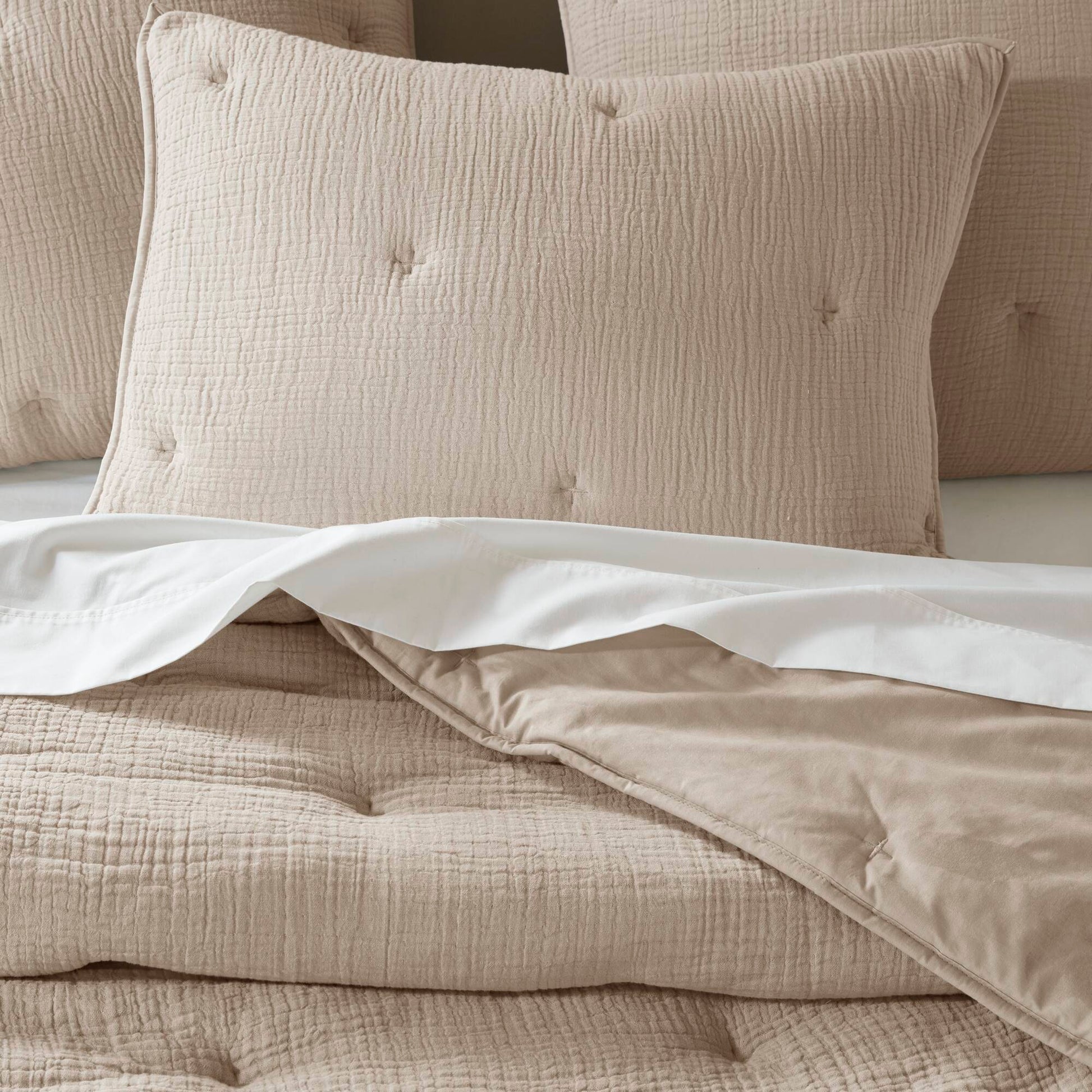 Breeze - Full/Queen Cotton Gauze Embroidered Quilt Set - Taupe