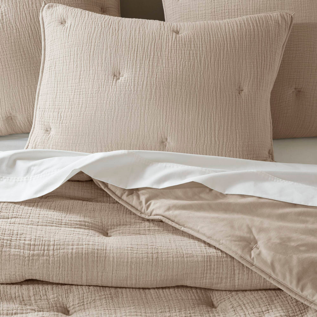Breeze - King Cotton Gauze Embroidered Quilt Set - Taupe