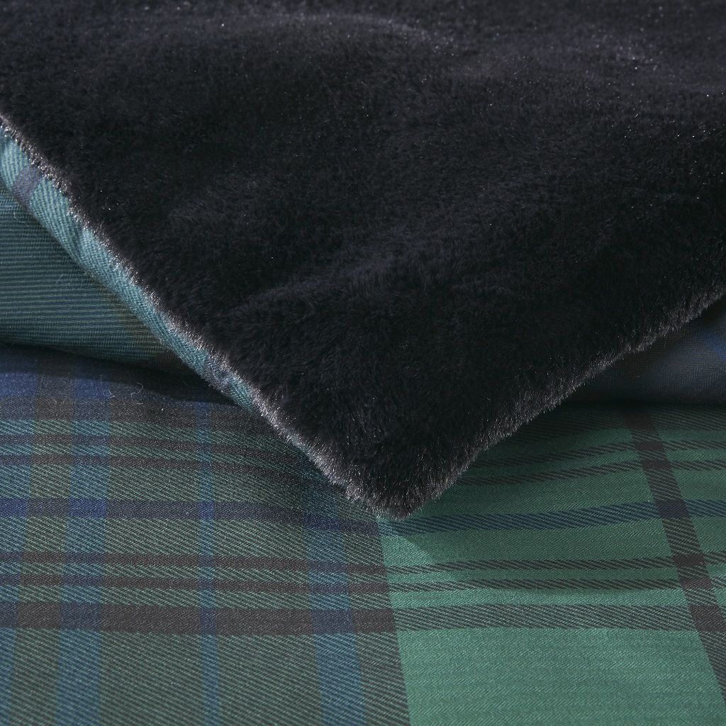 Bernston - Faux Wool to Faux Fur Down Alternative Queen Comforter Set - Green Plaid