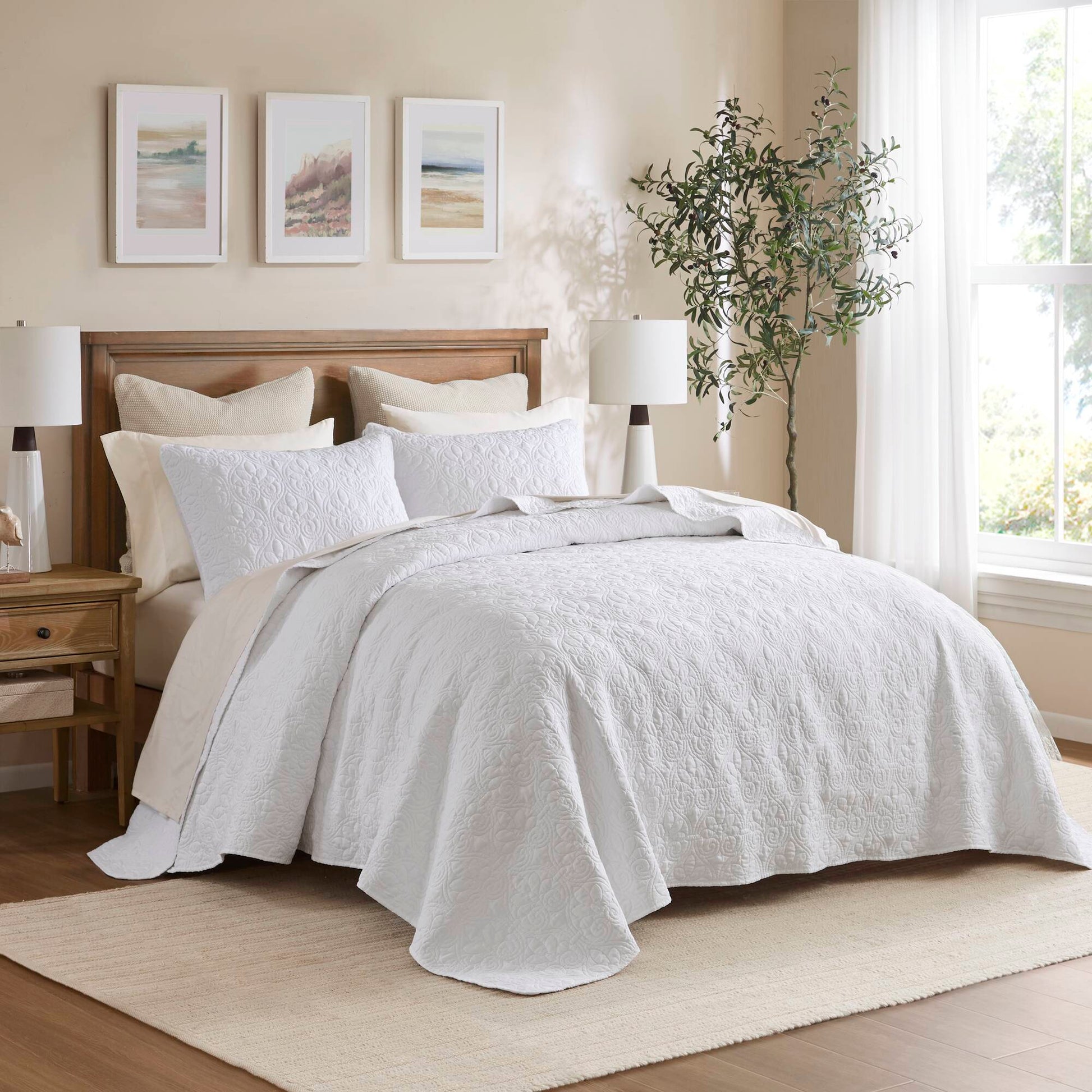 Quebec - Queen Reversible Bedspread Set - White