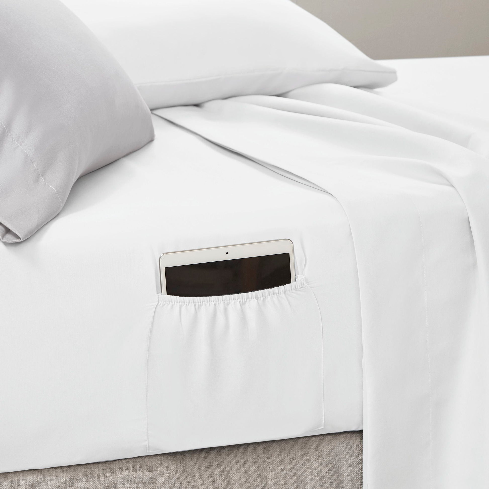 Alexis - King Comforter Set With Bed Sheets - Yellow