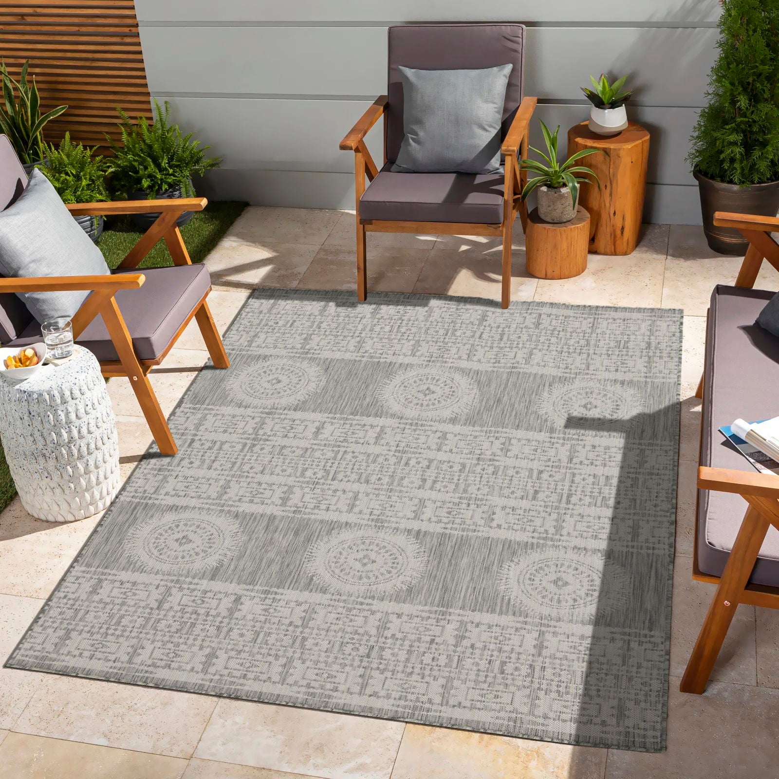 Sunshine - 5'3" X 7'3" Indoor, Outdoor Area Rug Polypropylene - Silver