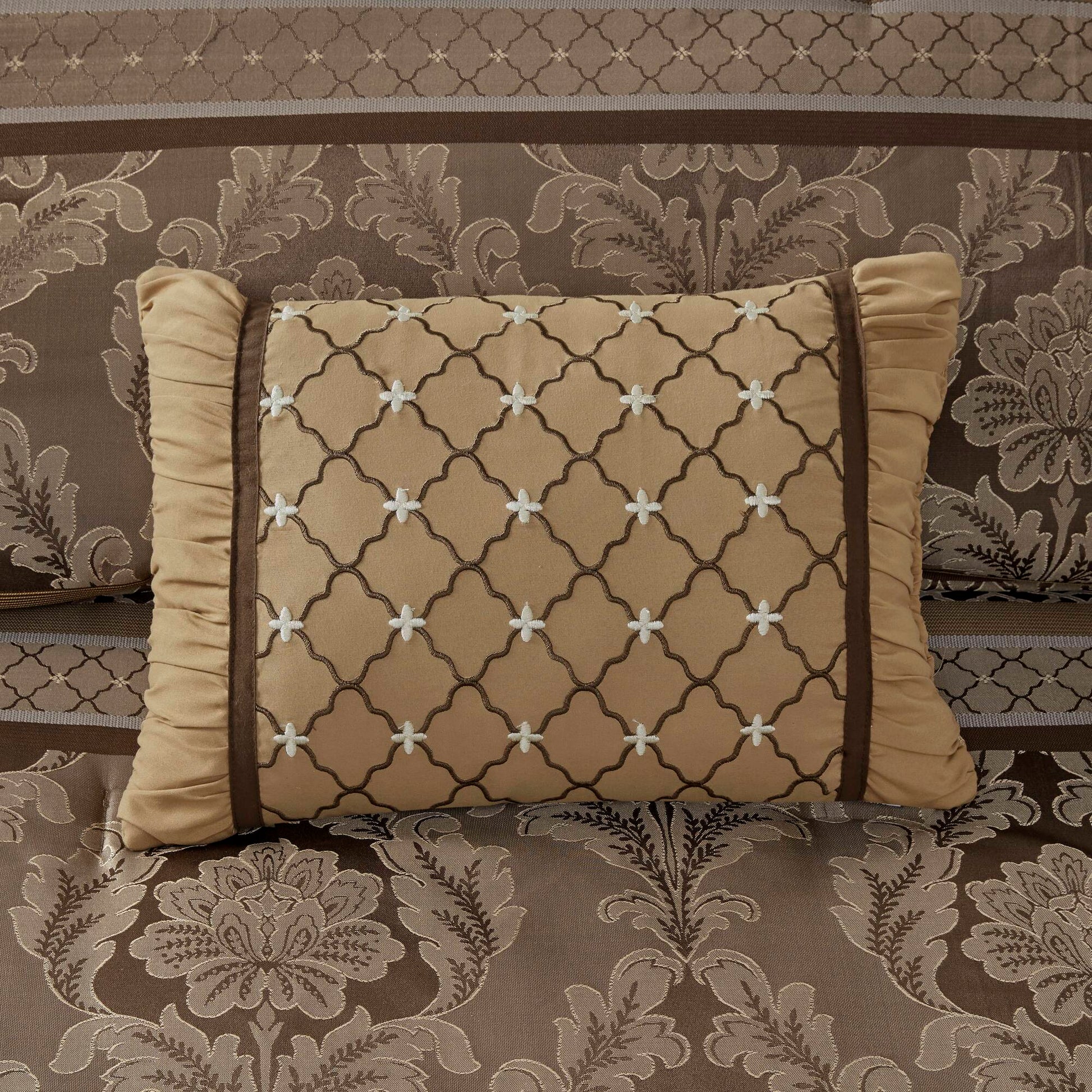 Bellagio - King 7 Piece Comforter Set - Brown / Gold