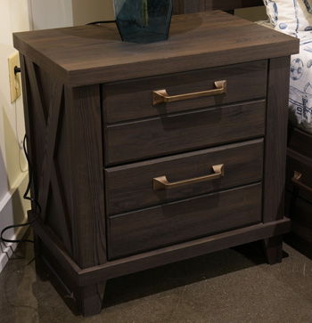 Vonitta Bay - Two Drawer Night Stand - Dark Brown