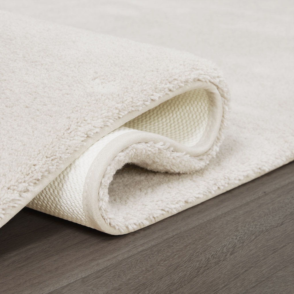 Marshmallow - 20" x 24" Bath Rug - Ivory