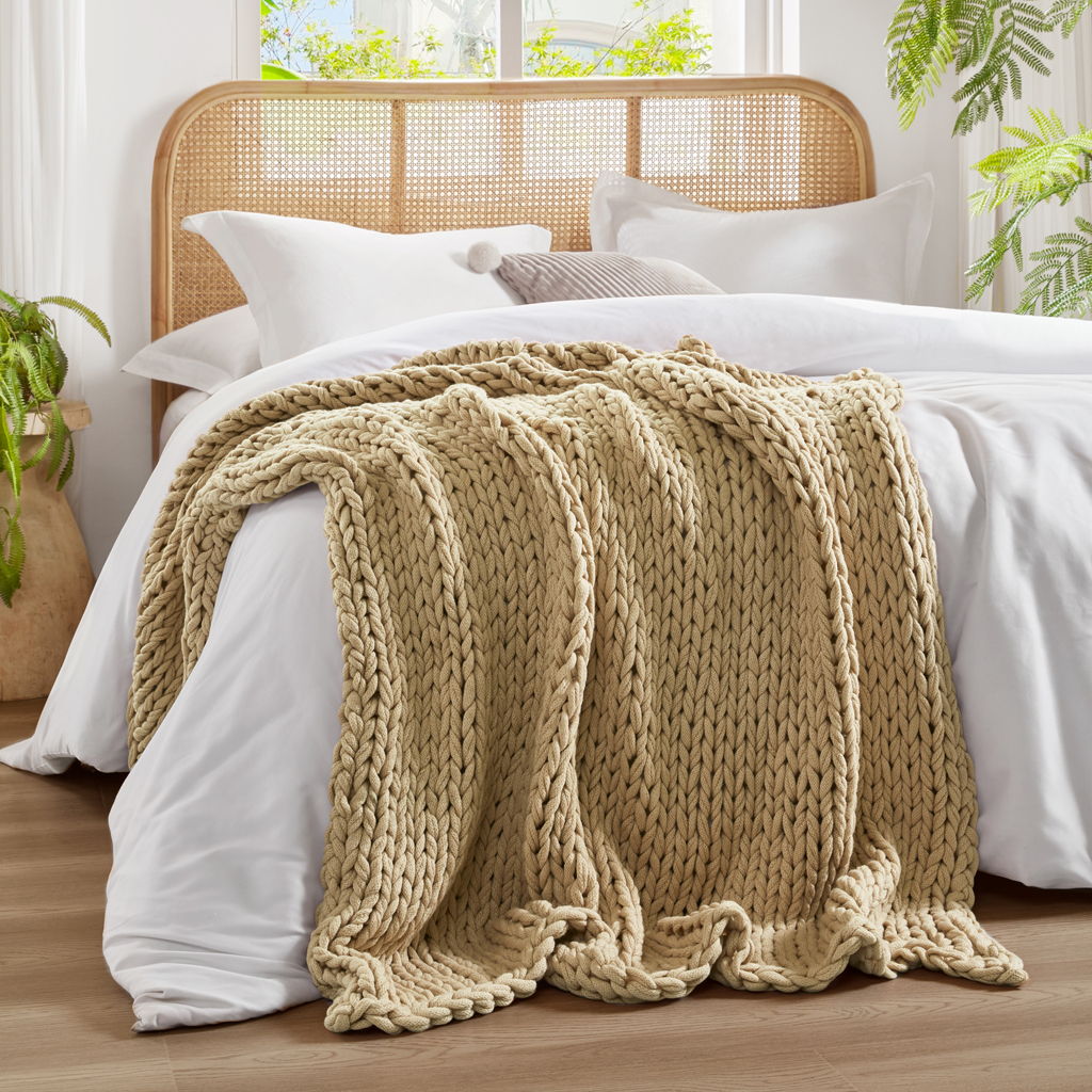 Chunky Double Knit - Handmade Throw - Tan