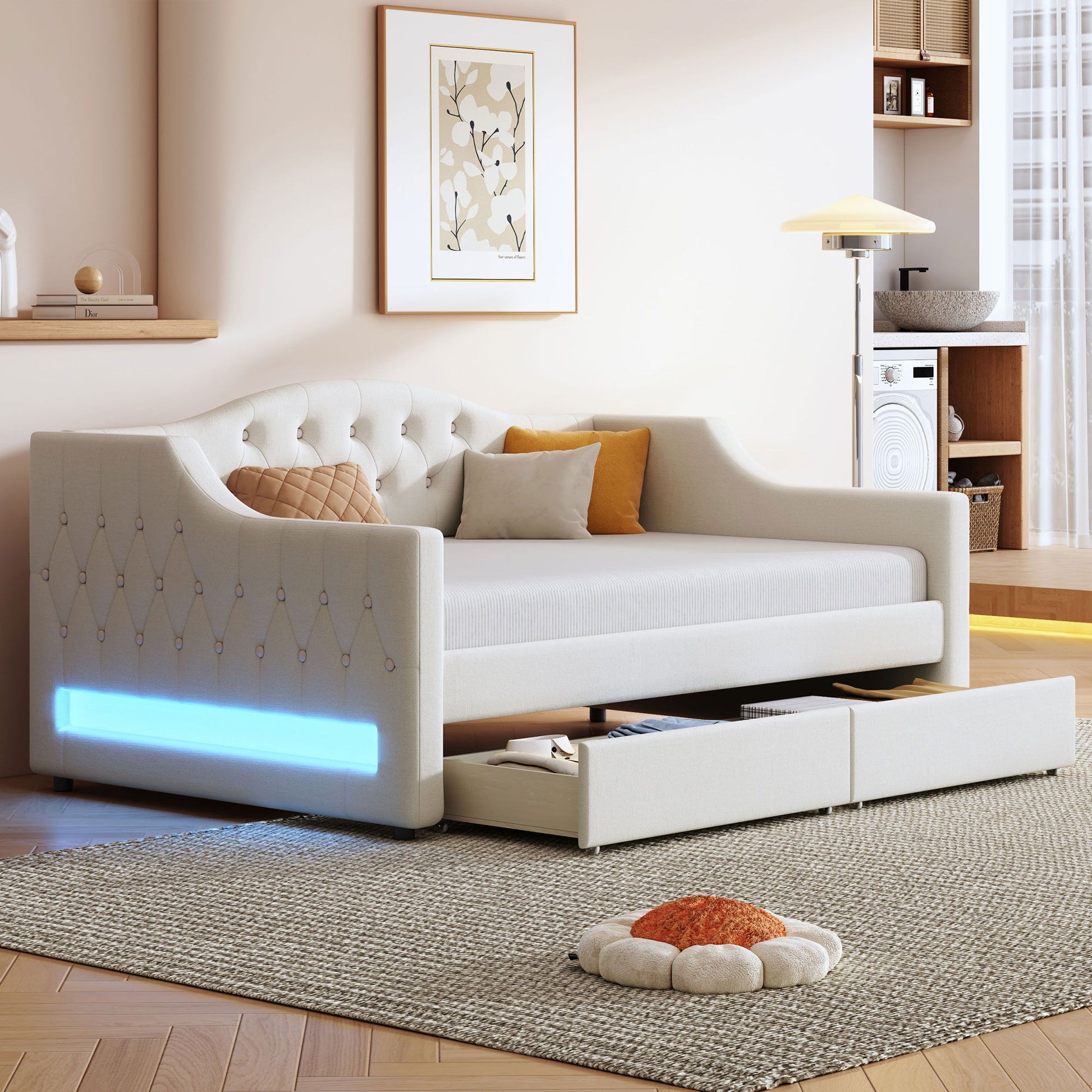 Daybed With LED Belt