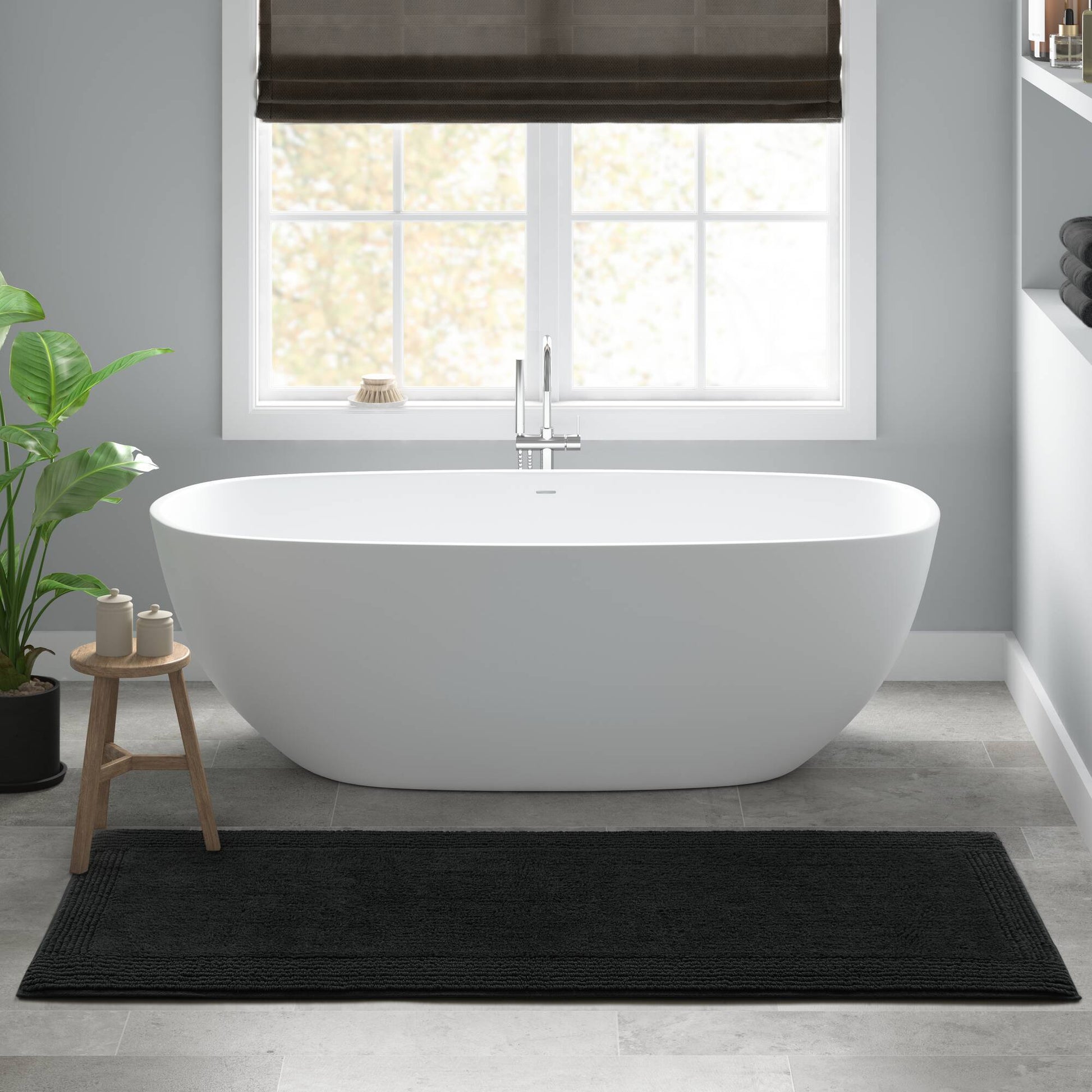 Splendor - 24" x 36" Tufted Reversible Bath Rug - Black
