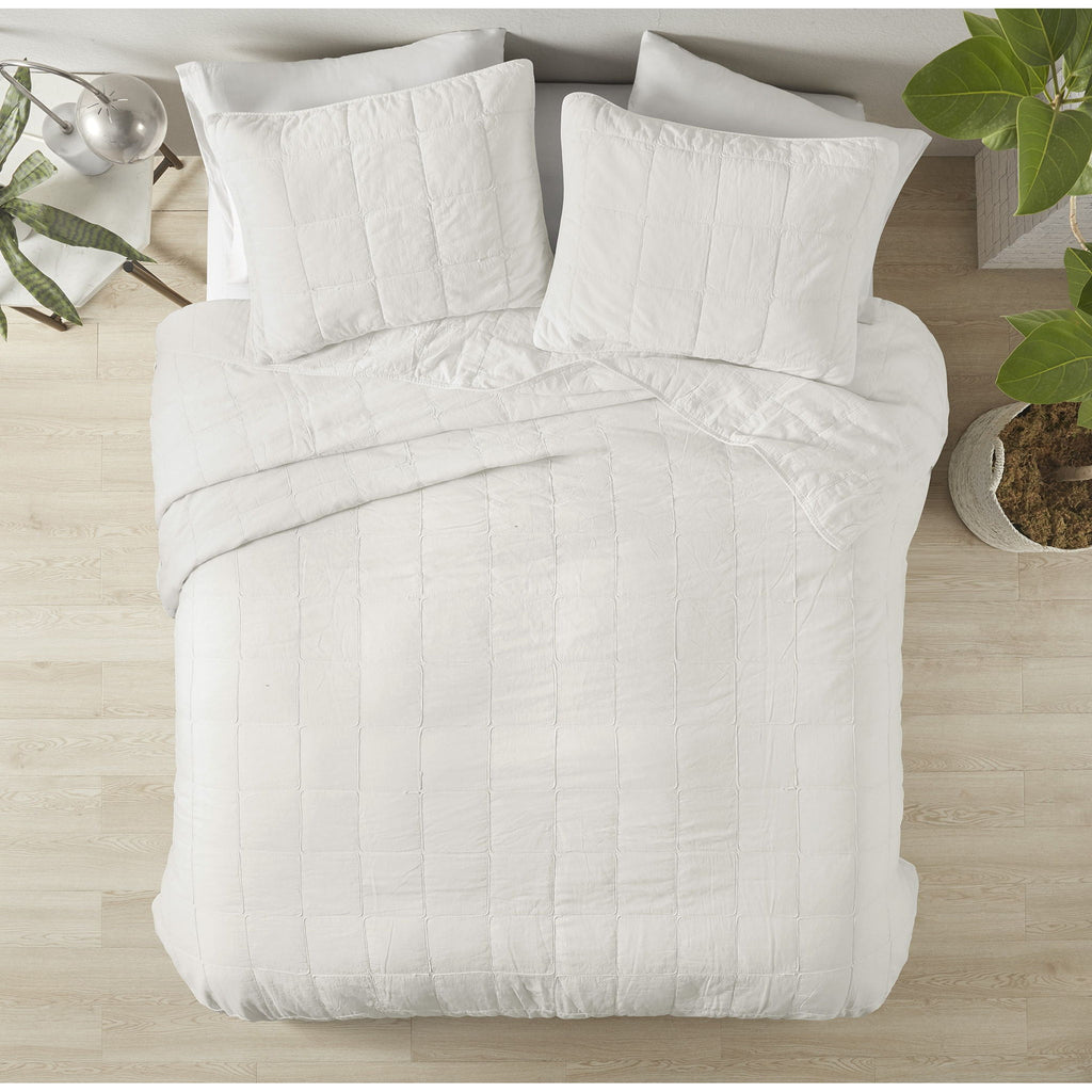 Gema - 3 Piece Full White Coverlet Set - Soft White