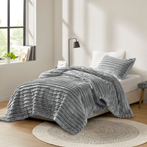 Avril - Twin/Twin Long Fluffy Ribbed Plush Comforter Set - Gray