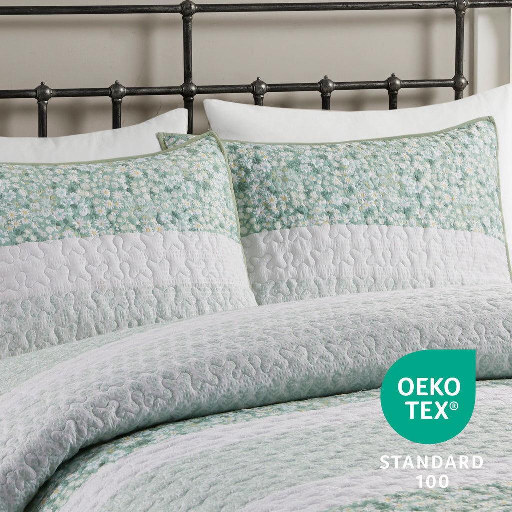 Caralie - 4 Piece King Seersucker Quilt Set With Throw Pillow - Green