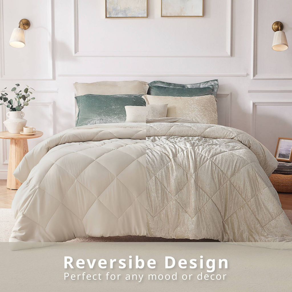 Felicia - Velvet Twin Comforter Set With Throw Pillow - Champagne