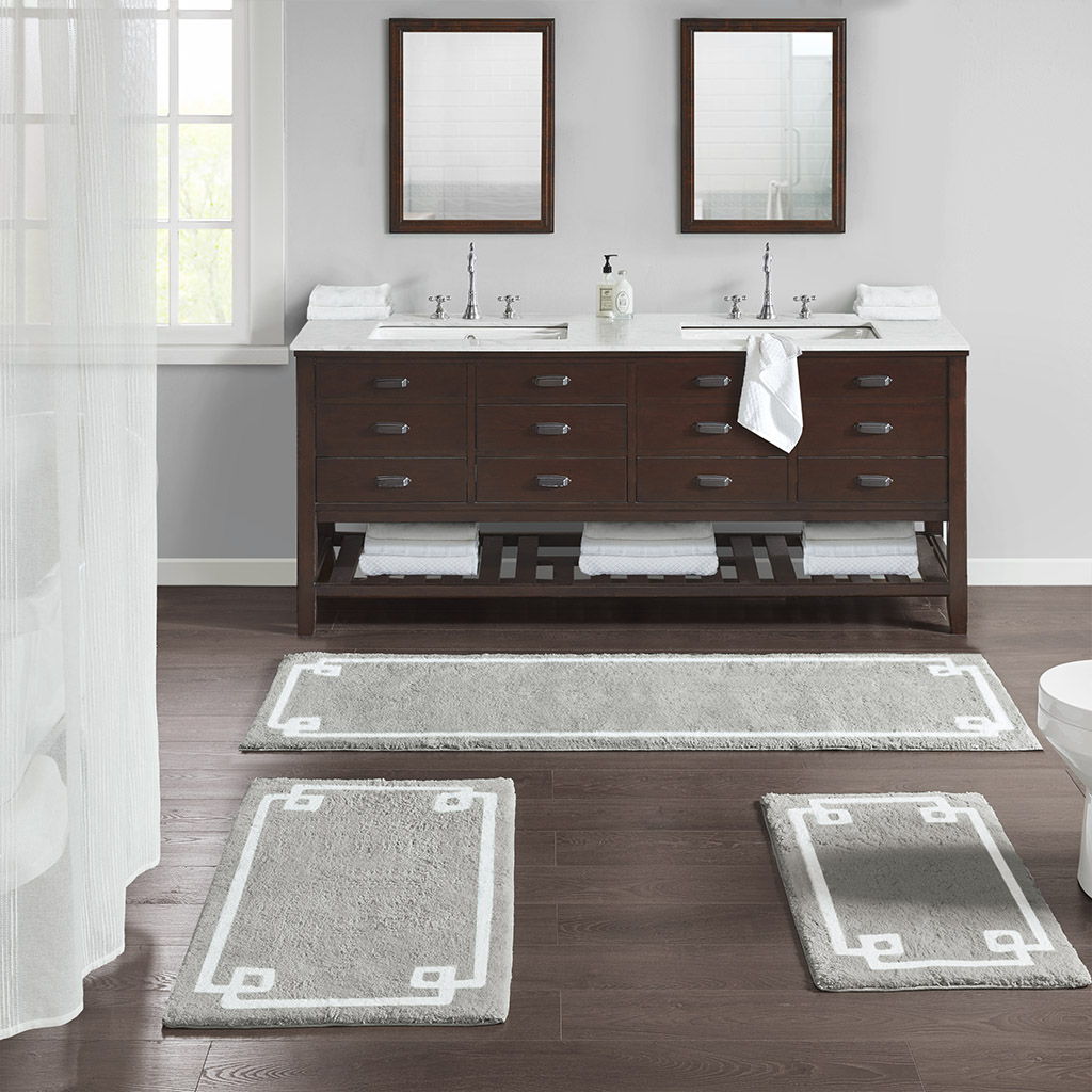 Evan - 24" x 40" Tufted Bath Rug - Gray