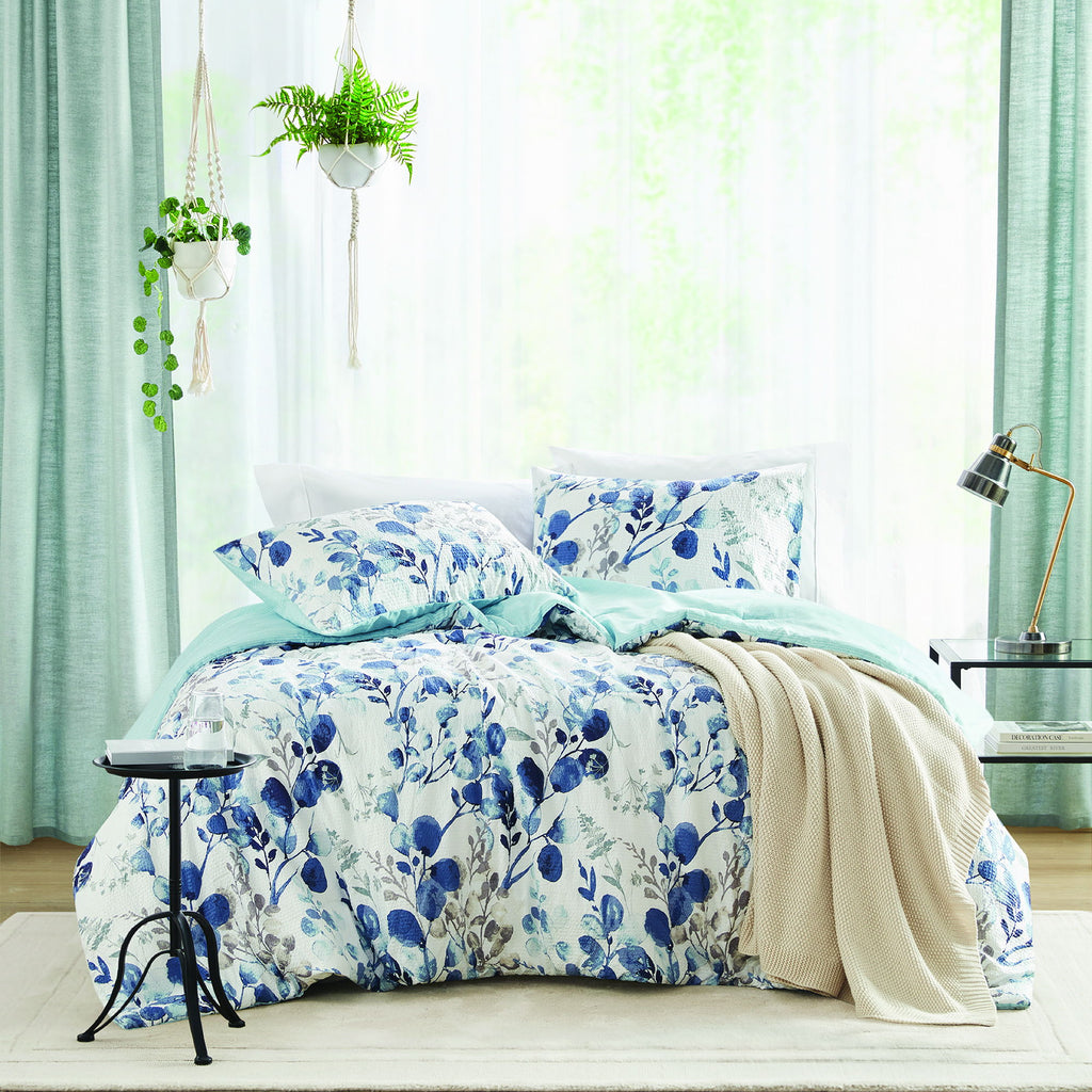 Gabby - Full/Queen Reversible Floral Botanical Seersucker Comforter Set - Navy/Blue