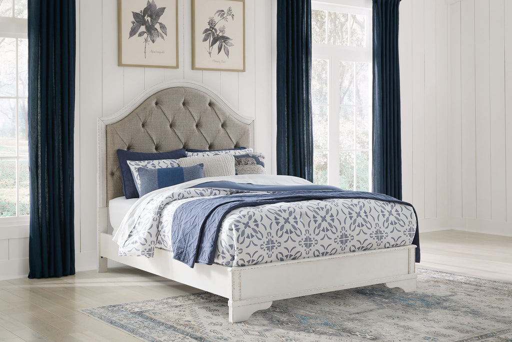 Blendon - Queen Upholstered Panel Bed - Rustic Brown