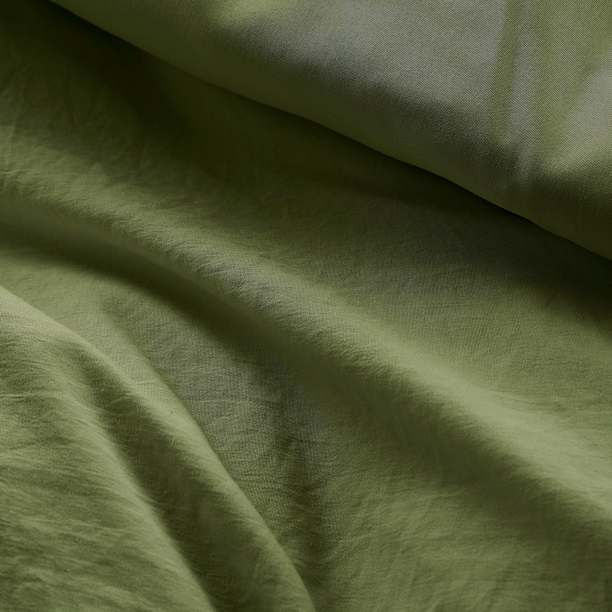 Porter - Queen Soft Washed Pleated Comforter Set - Olive Green