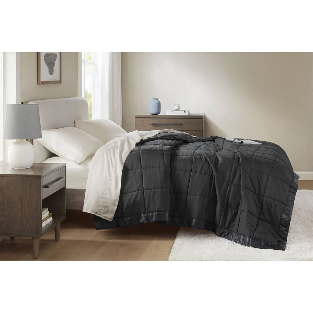 Windom - King Lightweight Down Alternative Blanket With Satin Trim - Black