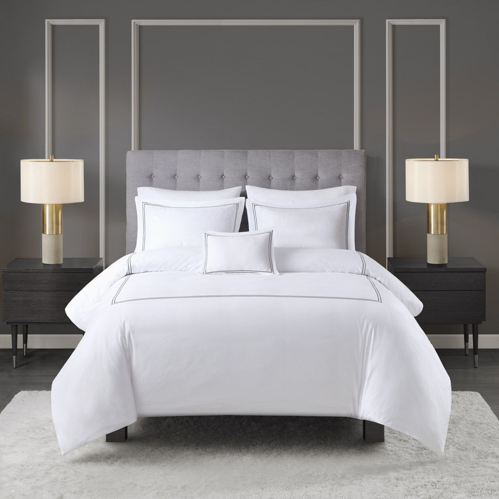 500 Thread Count Luxury - Full Sateen Embroidered Duvet Cover Set - White / Gray