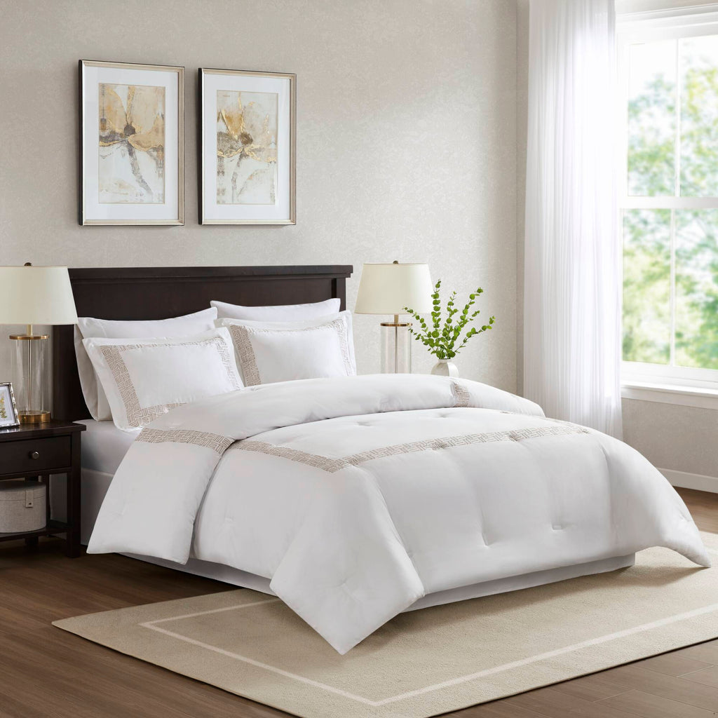 Nile - 4 Piece Queen Sateen With Embroidery Oversized Comforter Set - Multi