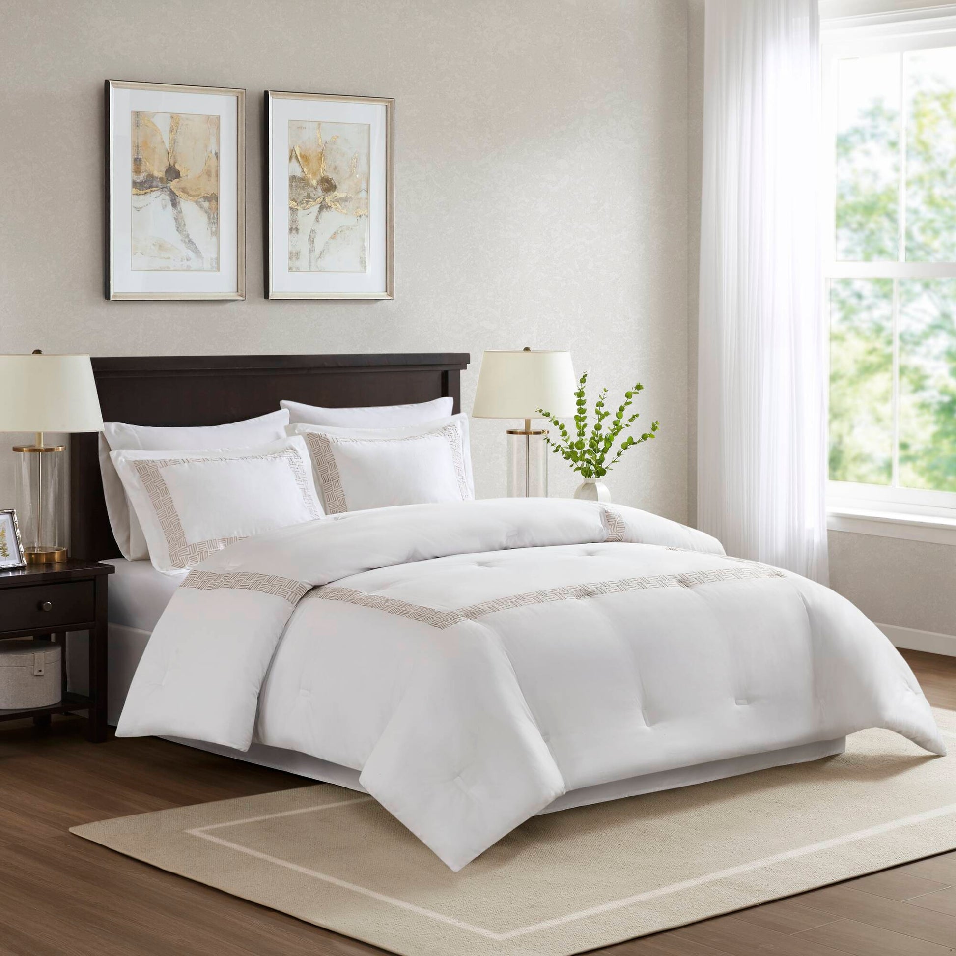 Nile - 4 Piece California King Sateen With Embroidery Oversized Comforter Set - Multi