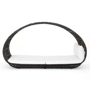 Abigal - Outdoor Wicker Daybed With Cushion