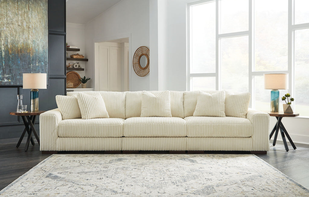 Lindyn - 3 Piece Sectional