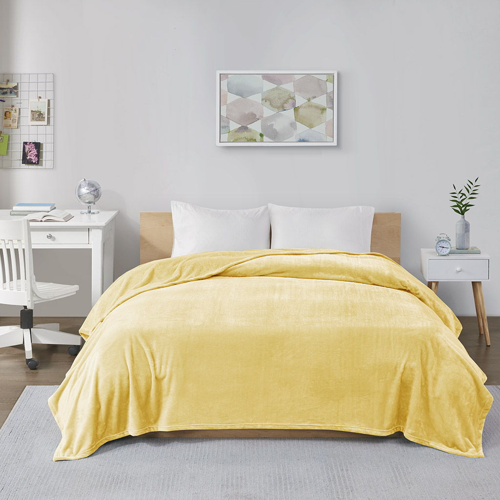 King Oversized Blanket - Yellow