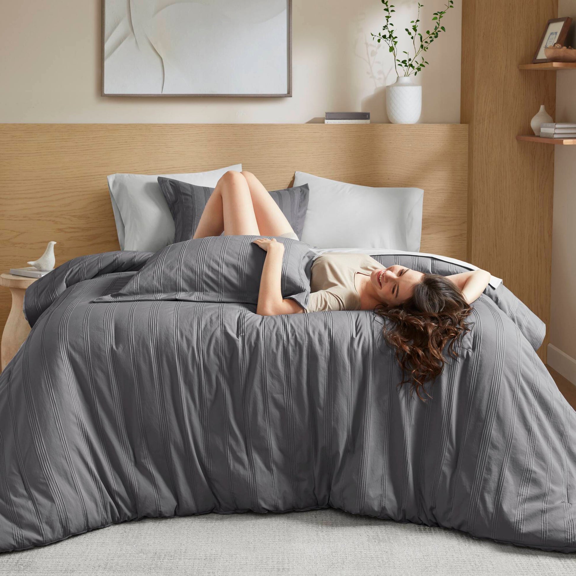 Logan - California King Striped Comforter Set - Charcoal