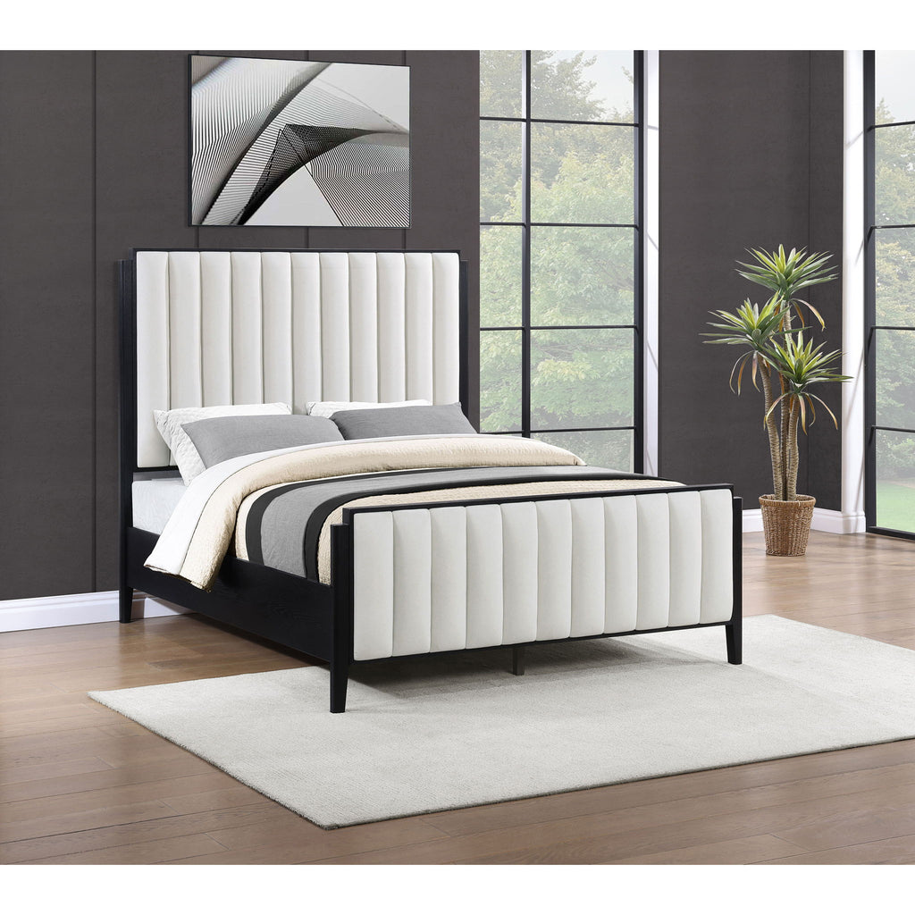 Ennis - Bed With Tufted Headboard