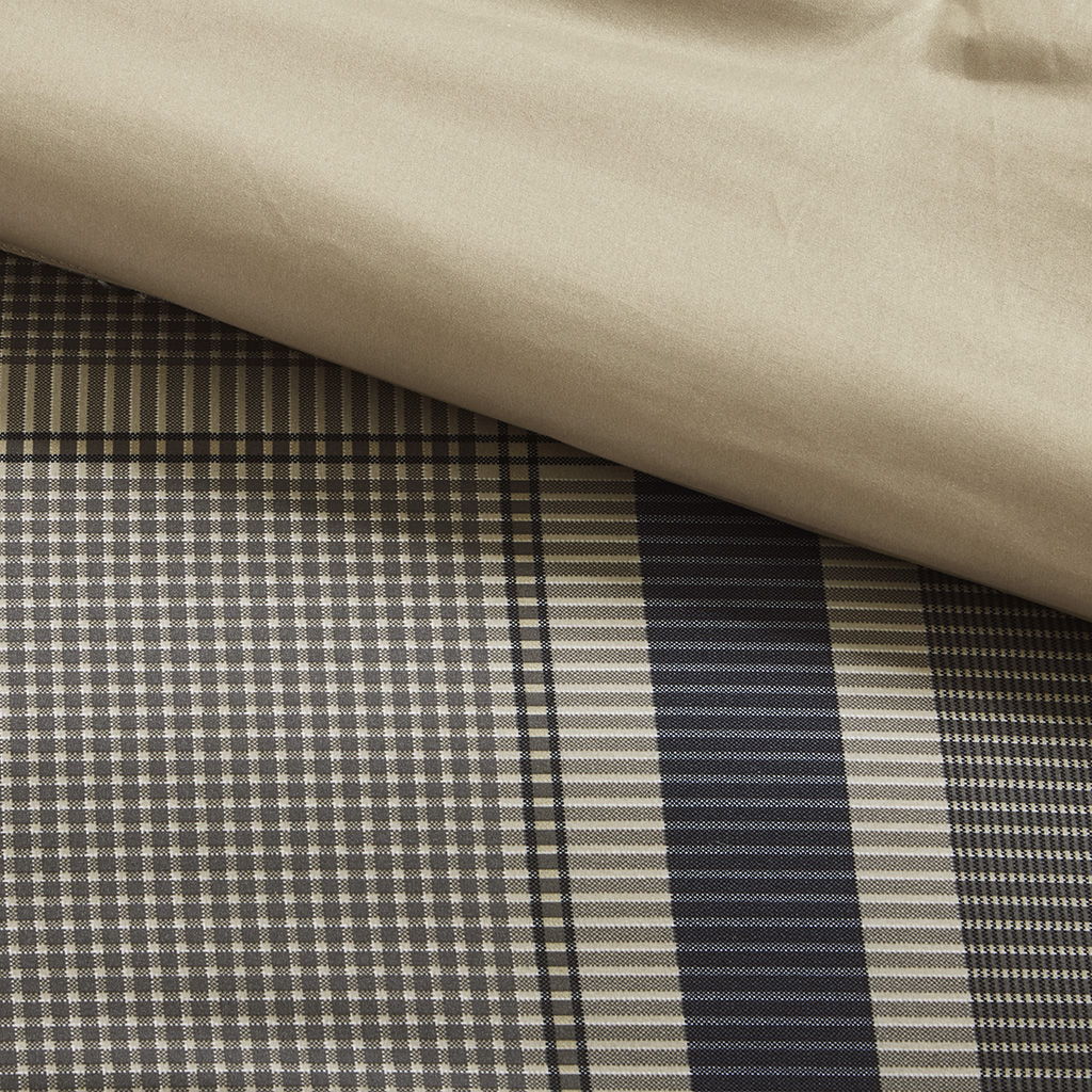 Robbie - Comforter And Sheet Set - Navy Multi