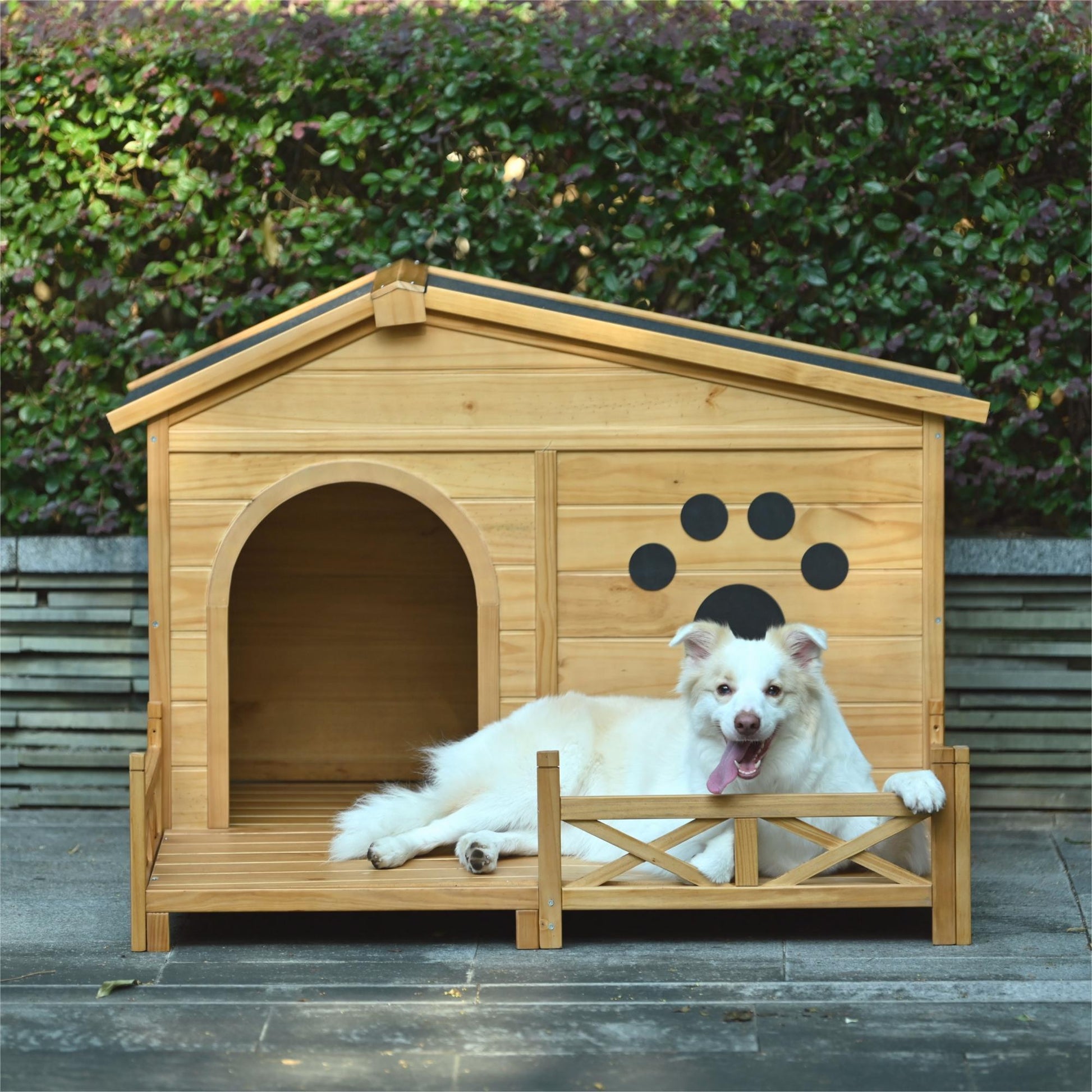 Wooden Dog House Outdoor With Porch, Dog Kennel With Water Resistant Asphalt Roof And Fencing, Indoor & Outdoor Dog Crate With Paw Print, Medium - Nature